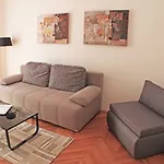Orchidea In The Centre Apartment