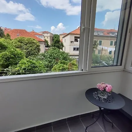 Apartment Orchidea In The Centre Split